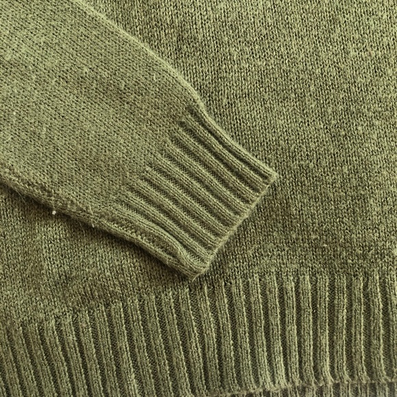 H&M Divided Green Sweater - Picture 2 of 3
